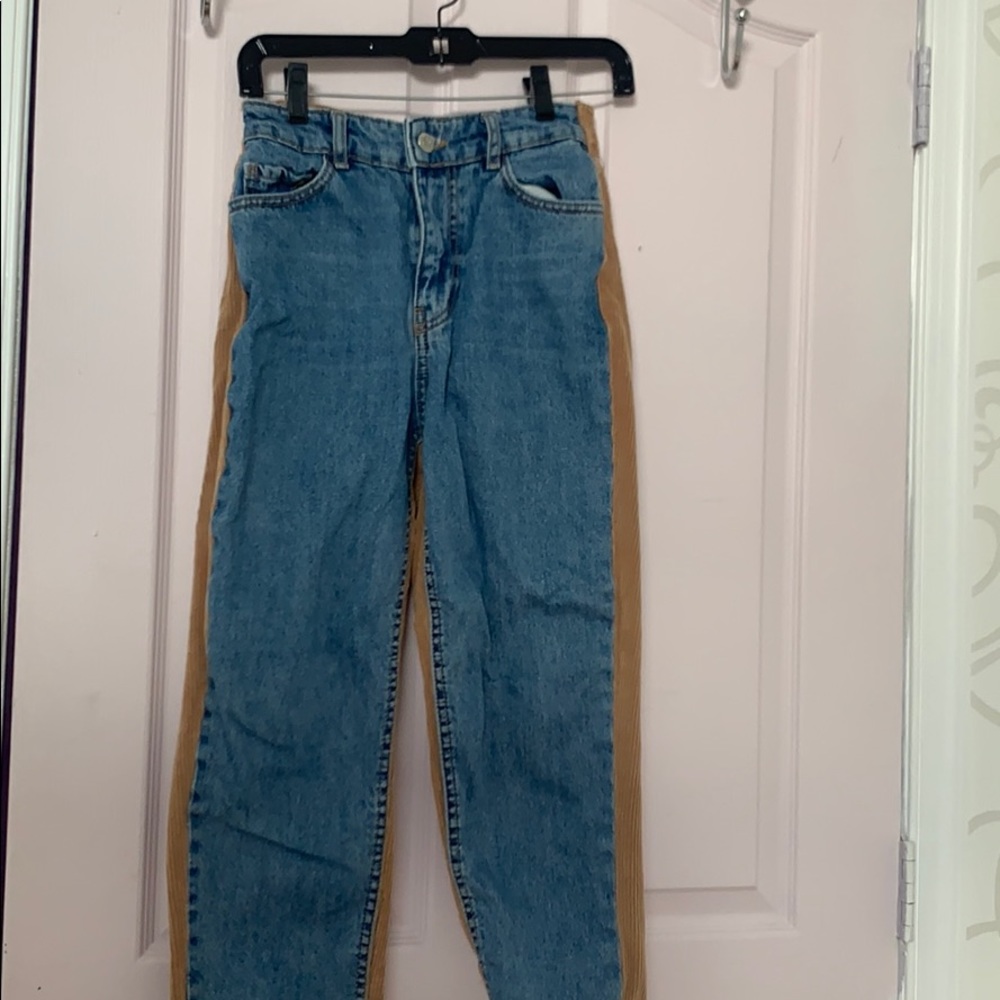 BERSHKA TWO SIDED MOM JEANS